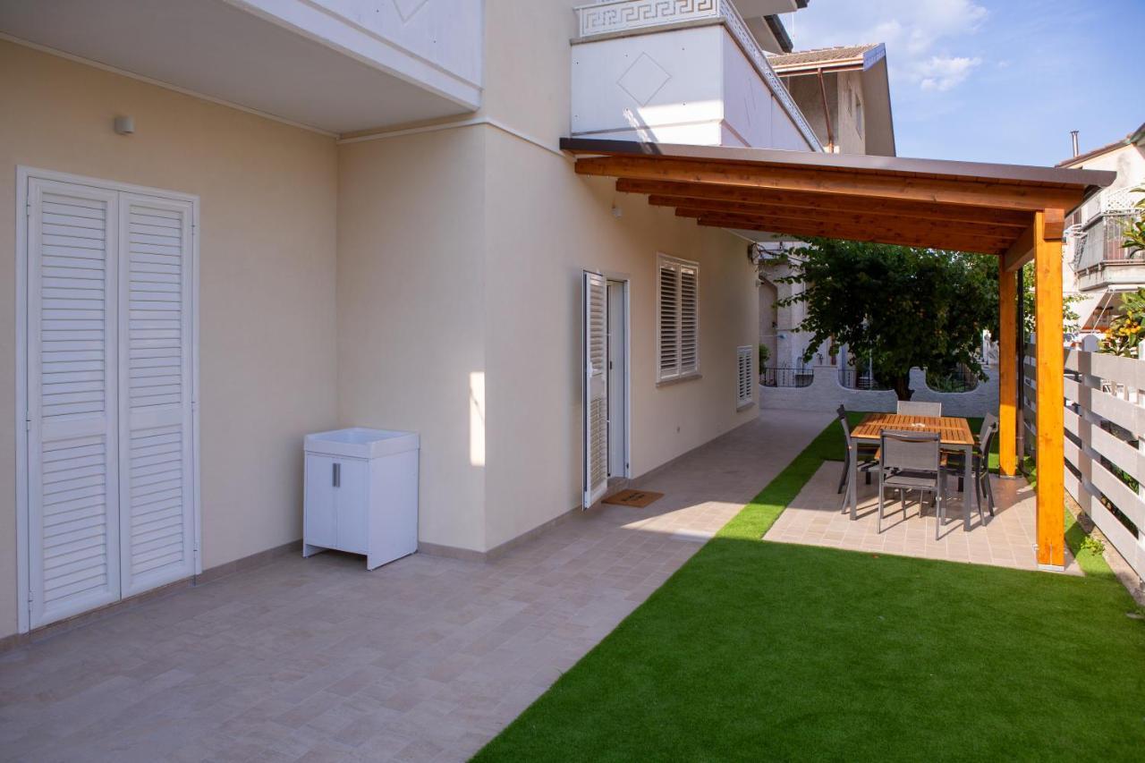 Aria Di Mare Bed & Breakfast Martinsicuro Exterior foto