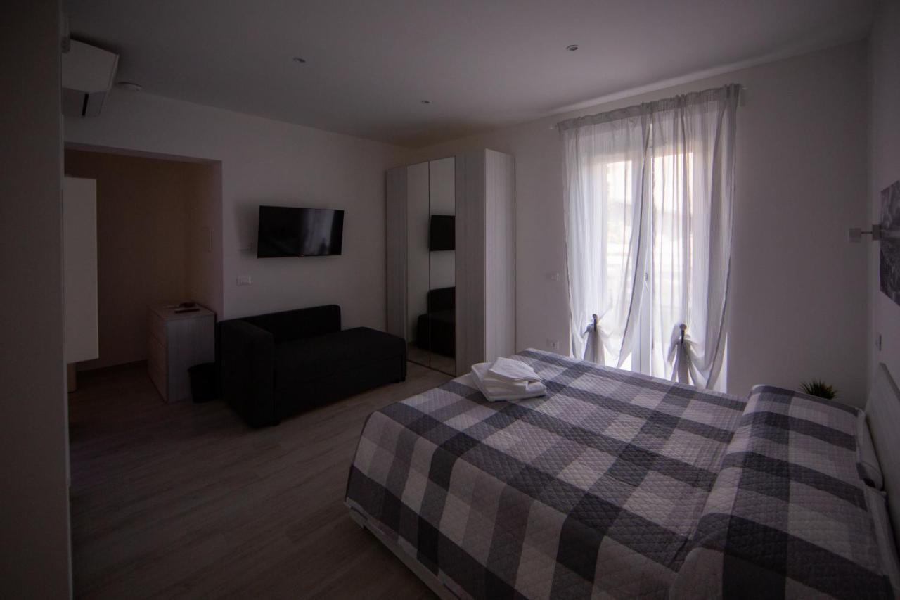 Aria Di Mare Bed & Breakfast Martinsicuro Exterior foto